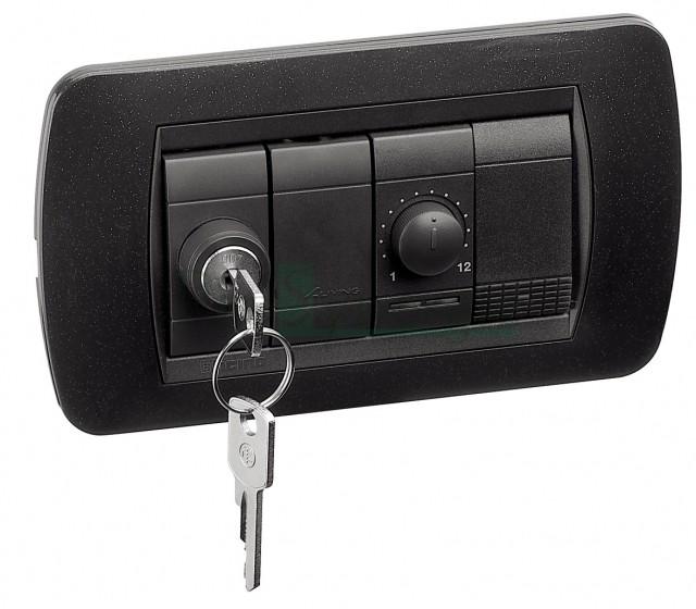 Programmateur pour la désinfection thermique des groupes multifonctions